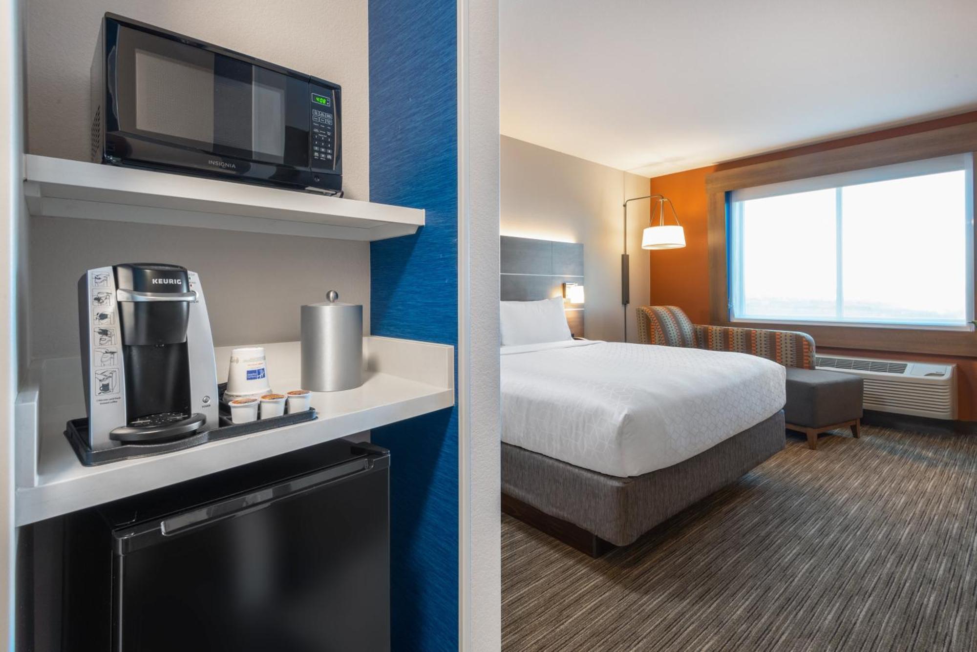Holiday Inn Express & Suites - Colorado Springs South I-25 By Ihg Экстерьер фото